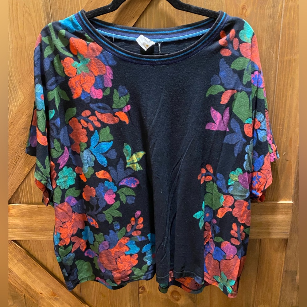 ANTHROPOLOGY Akemi + Kin Floral Oversized Tunic Top